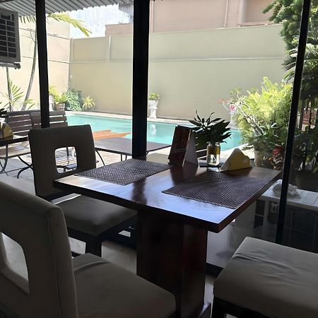 Hotel Janaki Κολόμπο Εξωτερικό φωτογραφία