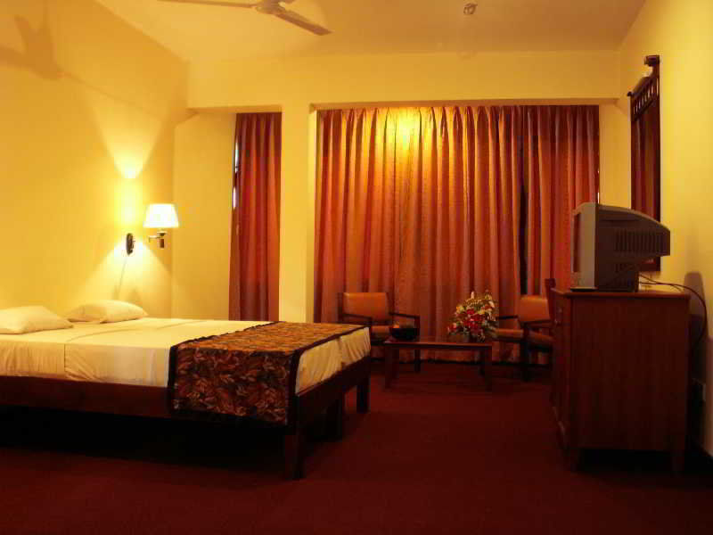 Hotel Janaki Κολόμπο Εξωτερικό φωτογραφία