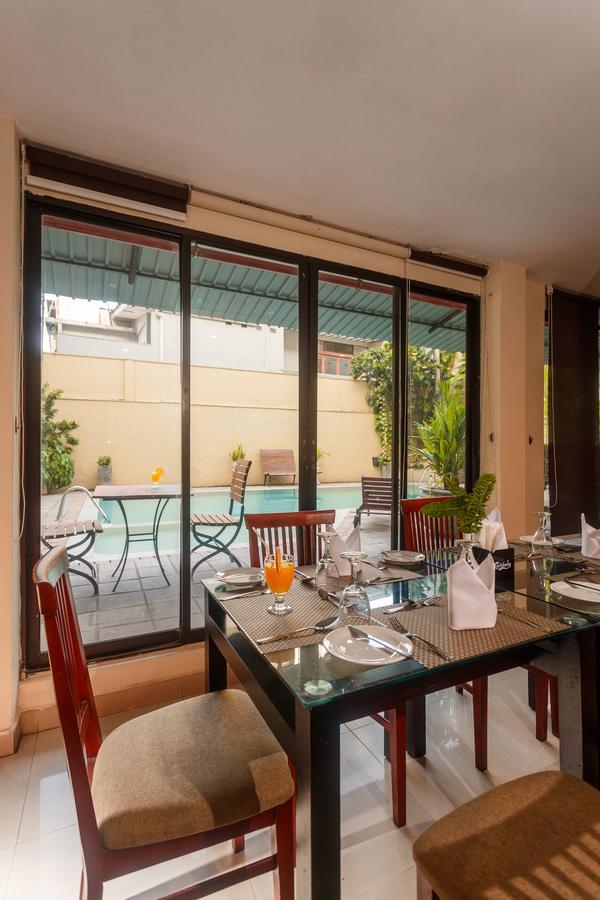 Hotel Janaki Κολόμπο Εξωτερικό φωτογραφία