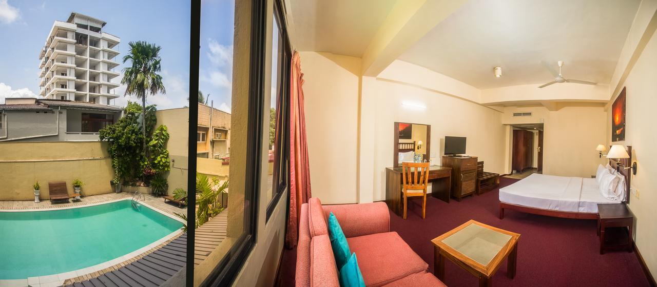 Hotel Janaki Κολόμπο Εξωτερικό φωτογραφία