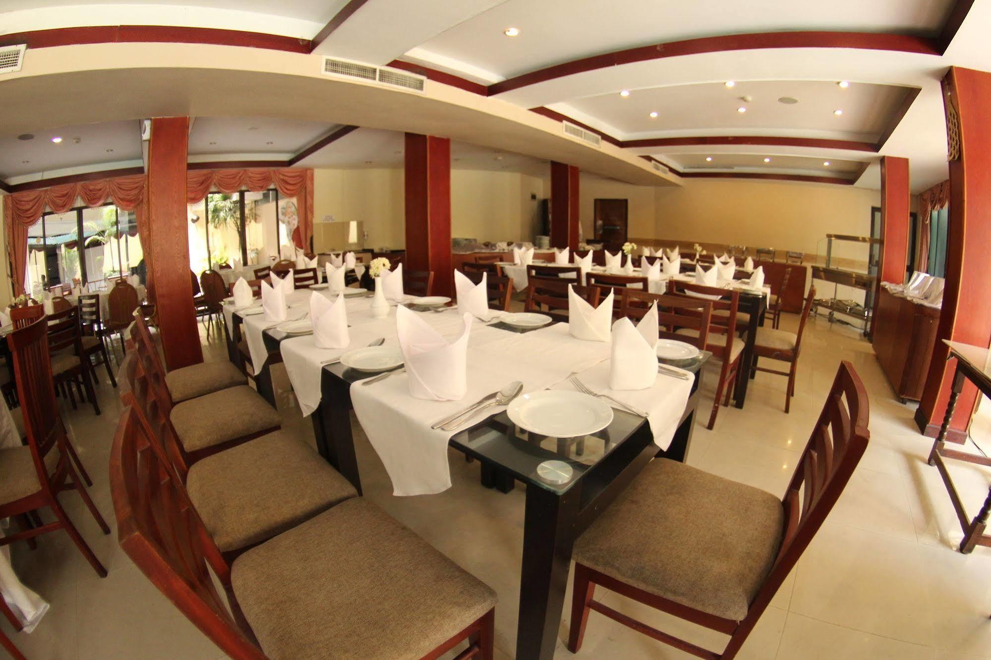 Hotel Janaki Κολόμπο Εξωτερικό φωτογραφία