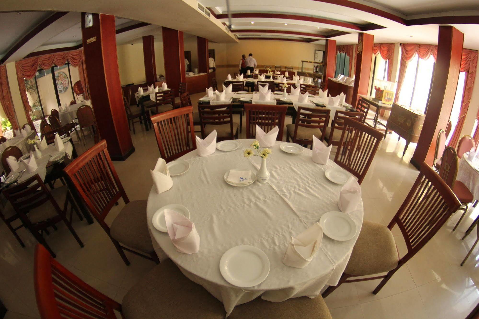 Hotel Janaki Κολόμπο Εξωτερικό φωτογραφία